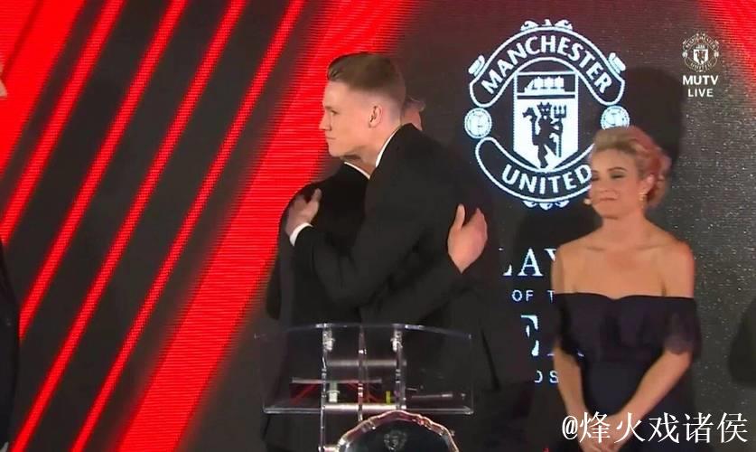 你在他乡还好吗?穆帅揭秘欧冠拿小麦球衣,在曼 你在他乡还好吗?穆帅揭秘欧冠拿小麦球衣,在曼