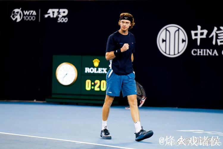 中网男单正赛第5日TOP3种子进4强 卢布列夫出局 中网男单正赛第5日TOP3种子进4强 卢布列夫出局